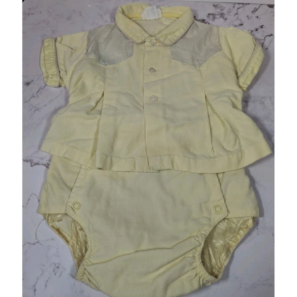 Vintage Jolie Medium YELLOW NEUTRAL CHILDRENS CLOTHES With Plastic Diaper Insert